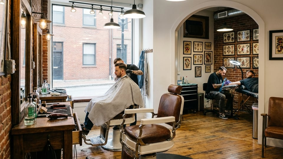 Estrategia de marketing digital para Duplicar Reservas de Jóvenes Profesionales para Boston Barber & Tattoo Co.
